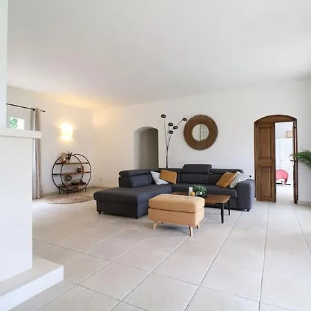 Villa L'hestia Avec Piscine A L'isle-sur-sorgue *