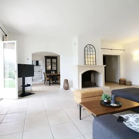 Villa L'hestia Avec Piscine A L'isle-sur-sorgue *